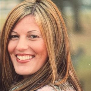 Meet your Posher, Laura